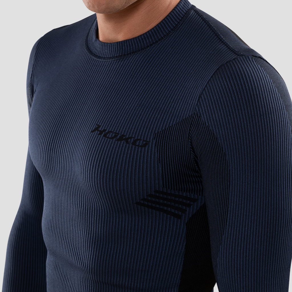Camiseta térmica de manga larga para hombre. Nombre del producto Botan. Color navy. Foto detalle tejido