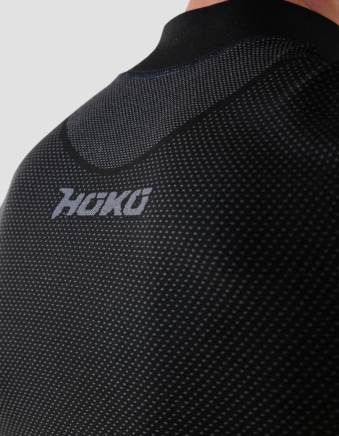 FUYU BLACK