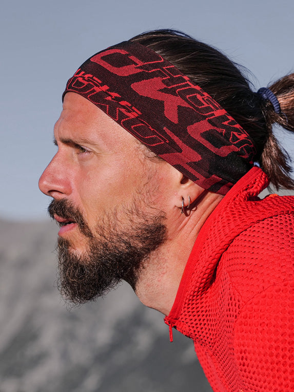 HOKO - Malla Corta de Compresión Trail DOKO para Hombre | Equilibrio  Sujeción y Movilidad para Correr en Montaña | Ideal para Hacer Deporte,  Trekking