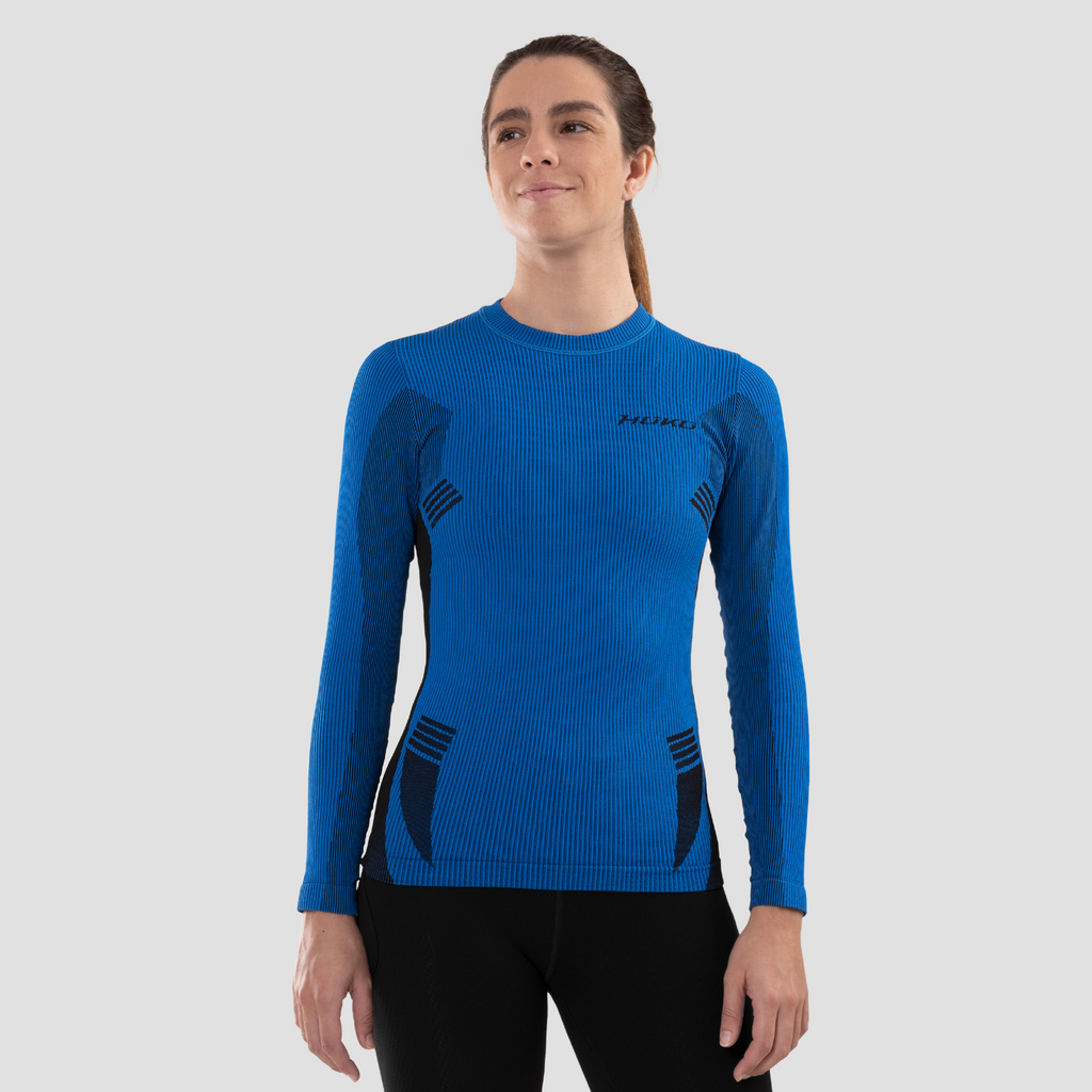 Camiseta manga larga térmica para mujer en color azul. Nombre del producto Botan. Foto frontal.