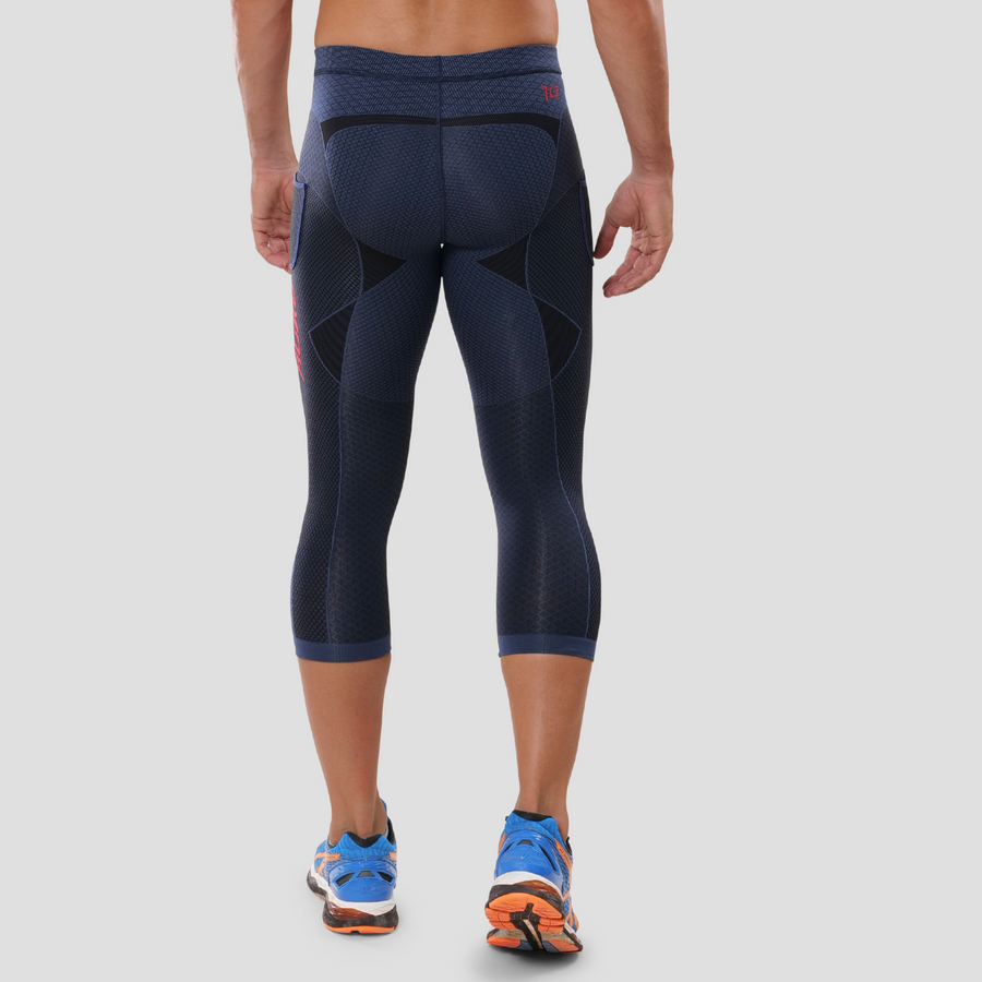 Malla pirata compresiva para hombre. Nombre del producto Sayonara. Color azul. Foto traseraMalla pirata compresiva para hombre. Nombre del producto Sayonara. Color navy. Foto trasera