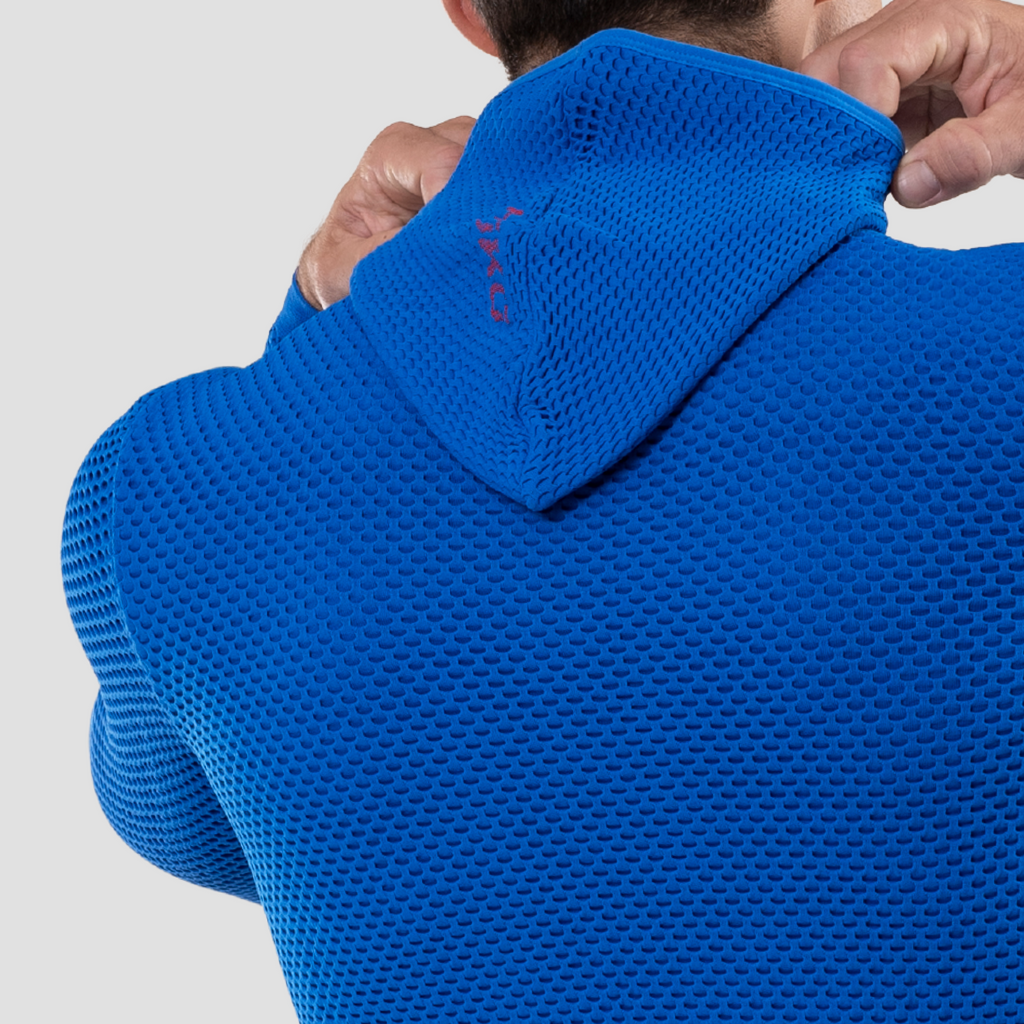 Sudadera térmica con capucha para hombre. nombre del producto ryu. color azul. Foto detalle capucha
